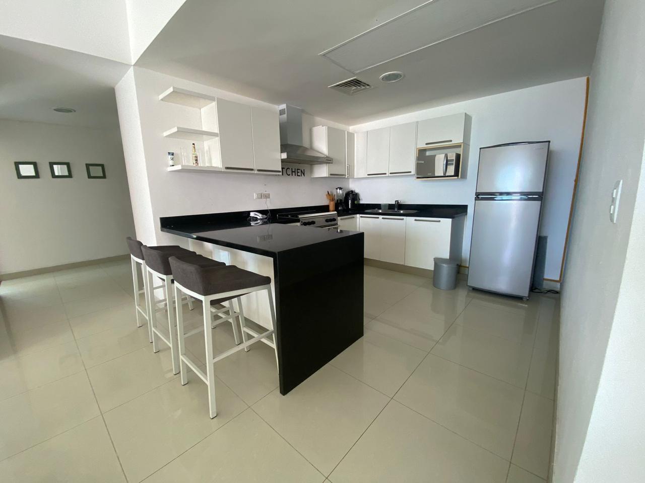 Departamento en Maioris Puerto Cancún 2