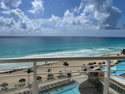 Departamento frente al mar en Maralago / Novo Cancún (Zona Hotelera) 3